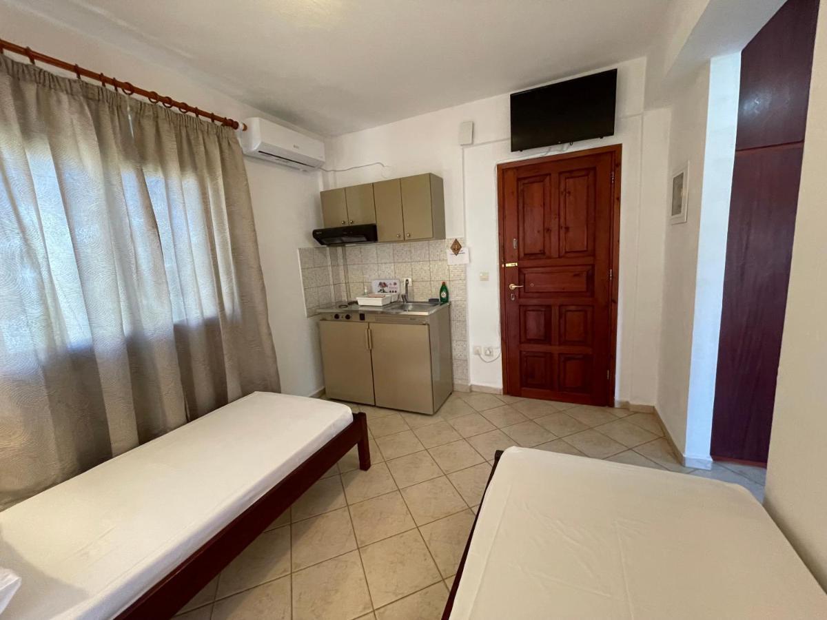 Galazia Akti Seaside Apartments Nikiti  Bagian luar foto