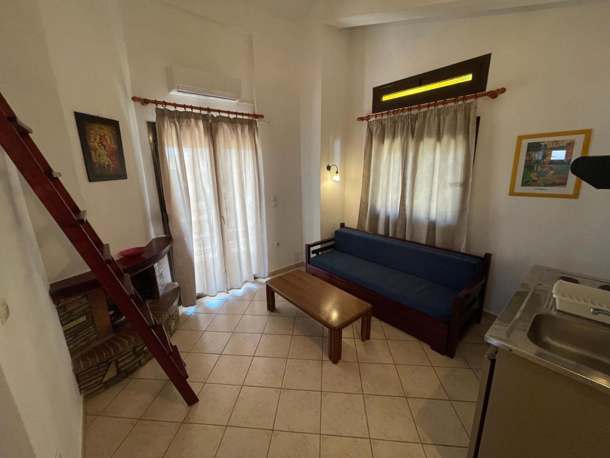 Galazia Akti Seaside Apartments Nikiti  Bagian luar foto