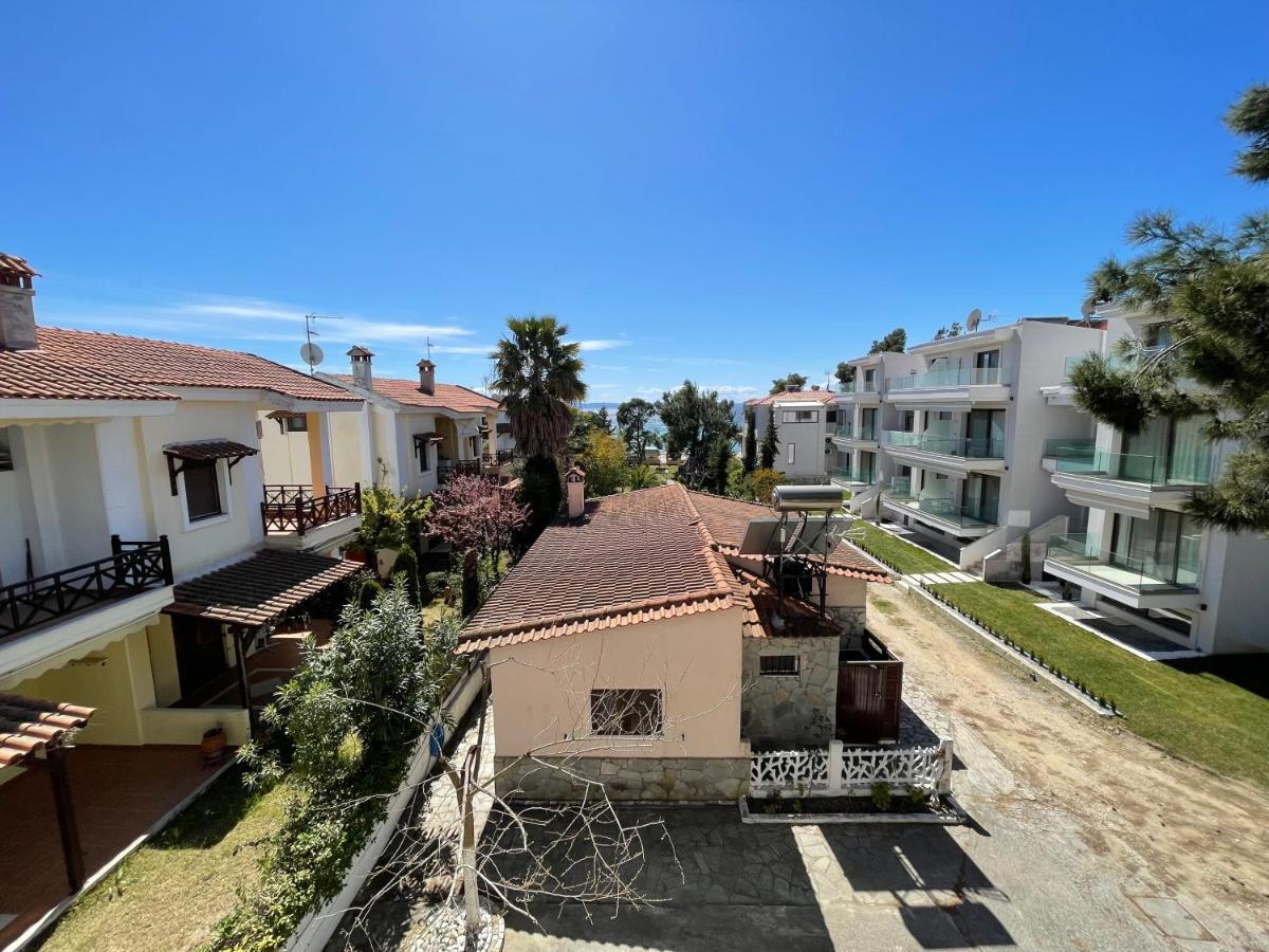 Galazia Akti Seaside Apartments Nikiti  Bagian luar foto