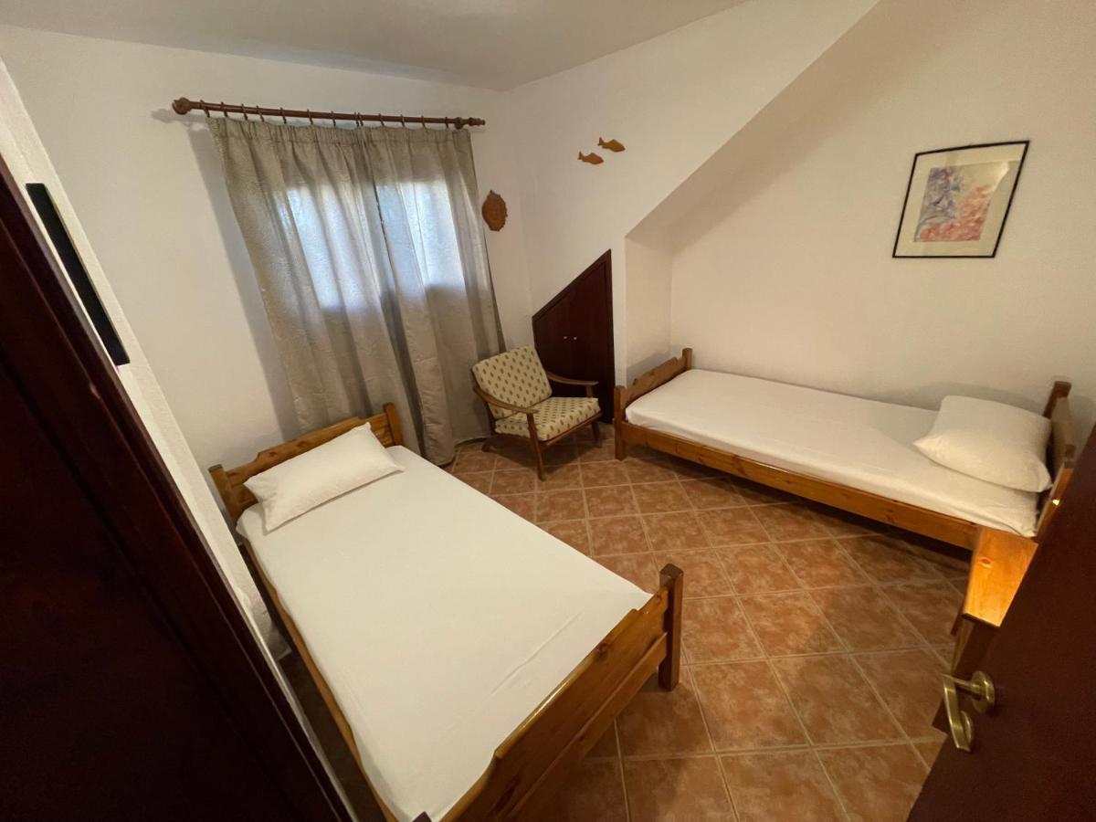Galazia Akti Seaside Apartments Nikiti  Bagian luar foto