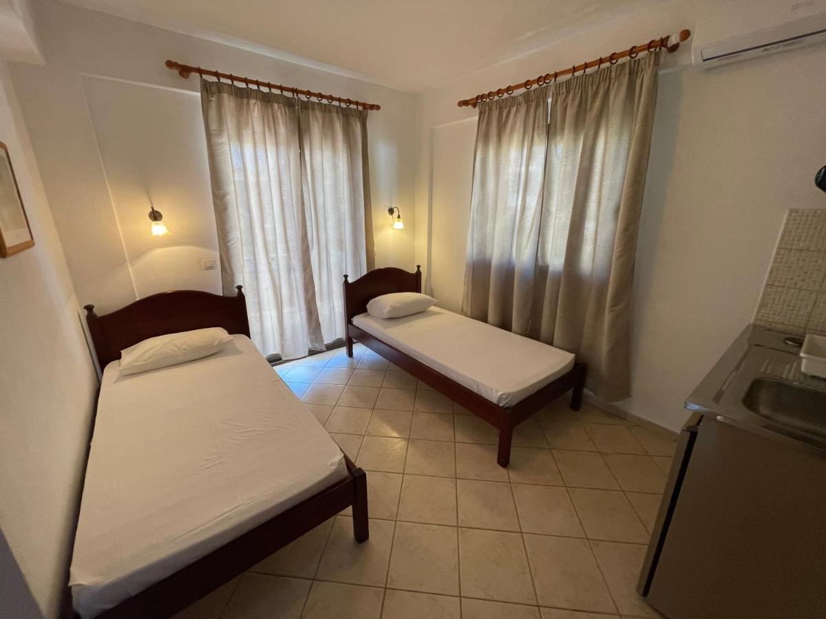Galazia Akti Seaside Apartments Nikiti  Bagian luar foto