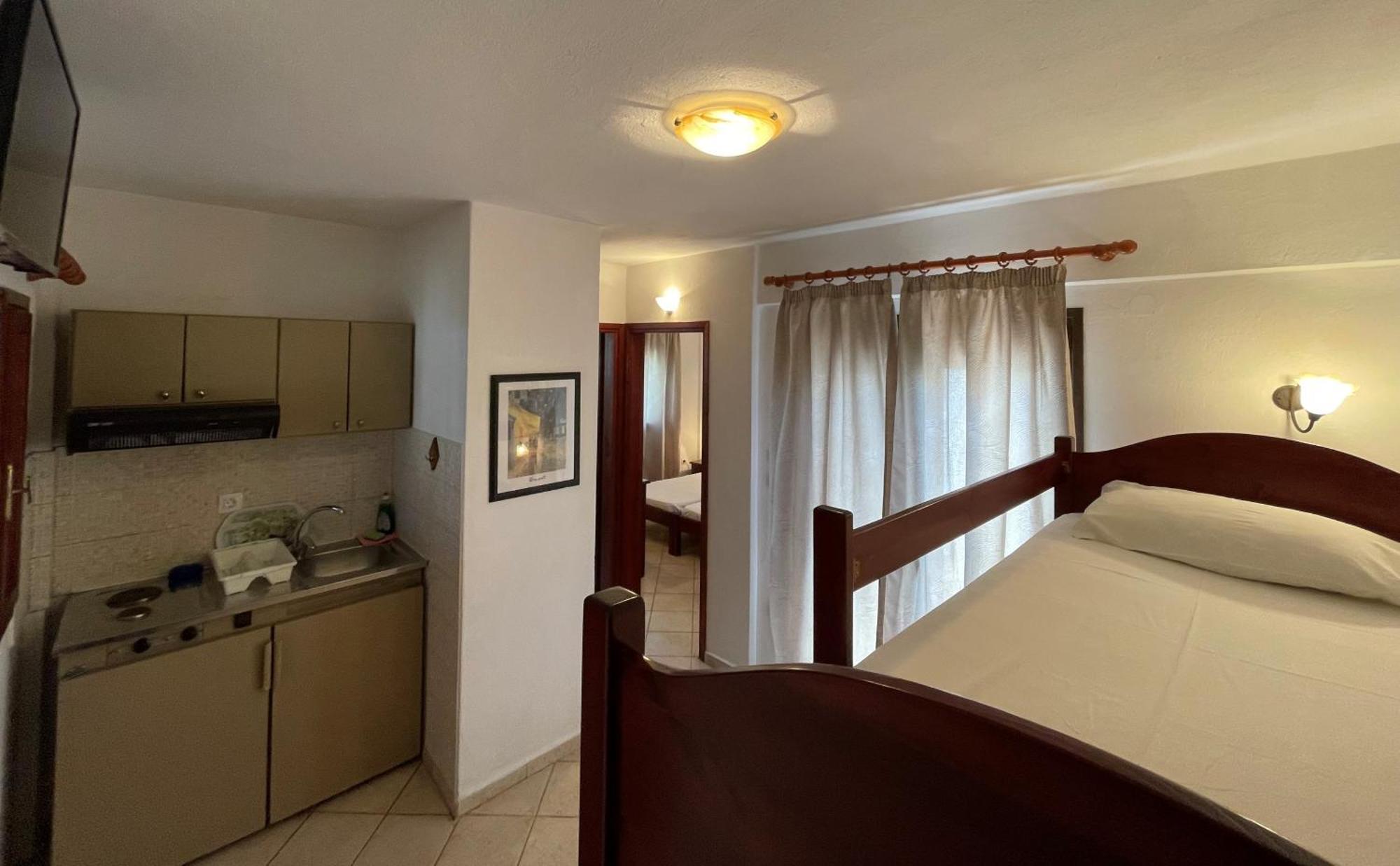 Galazia Akti Seaside Apartments Nikiti  Ruang foto