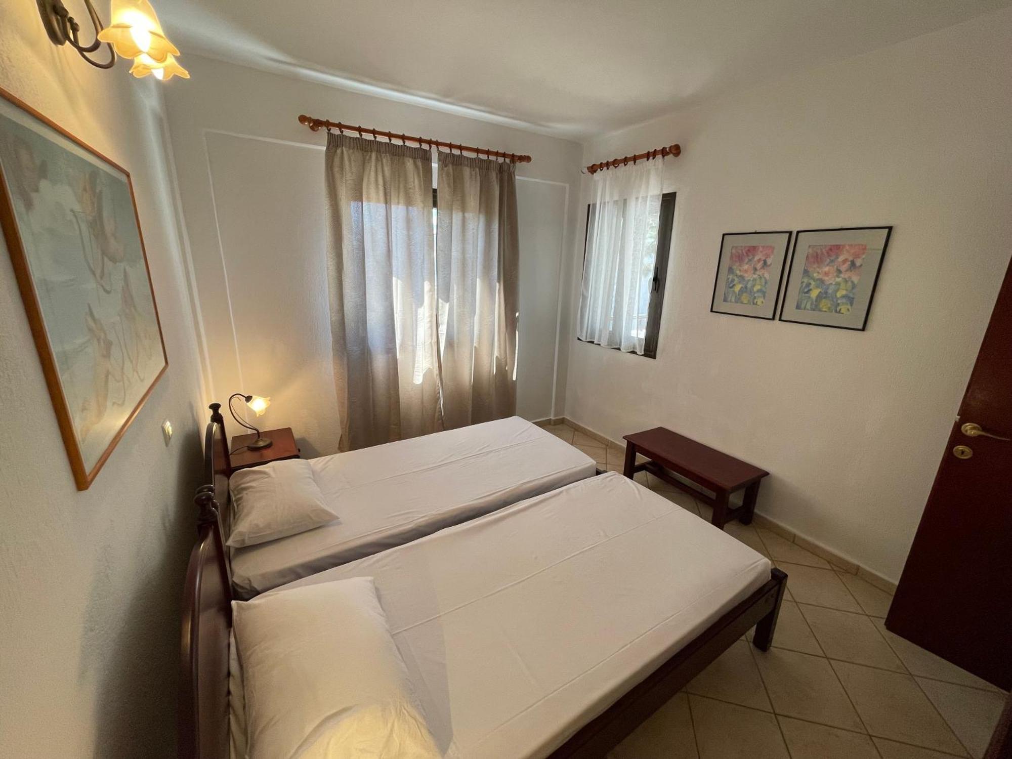 Galazia Akti Seaside Apartments Nikiti  Ruang foto